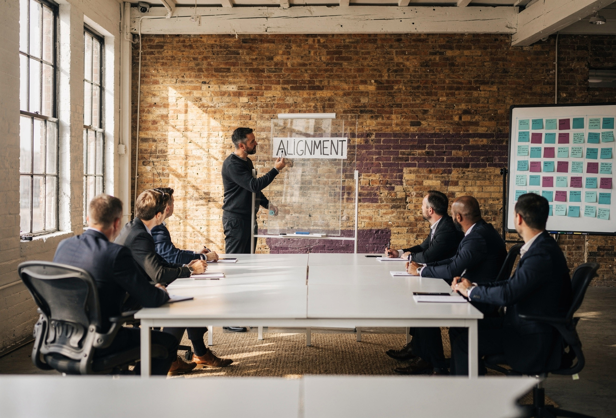 Liderlik atolyesinde grup calisma ortami